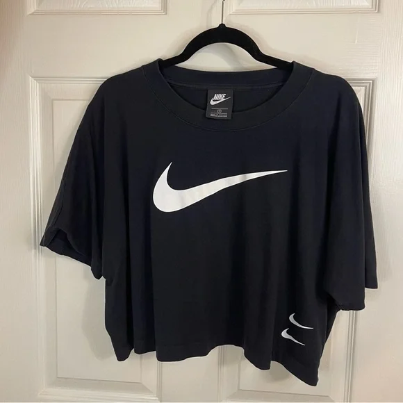 Nike plus crop top - Picture 1 of 6